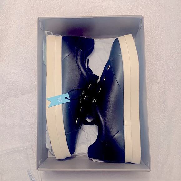 GANT Avona Leather Sneakers - Gold Grommets - Picture 2 of 10